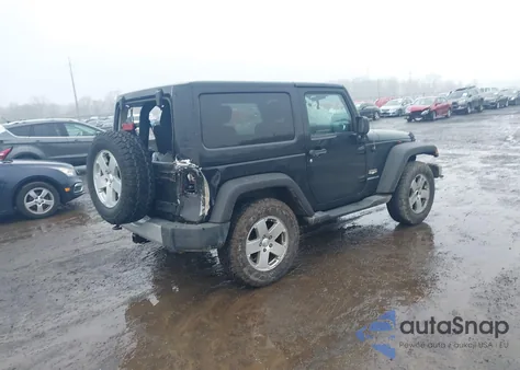 2011 Jeep Wrangler Sahara from USA, damaged, VIN 1J4AA5D18BL631396